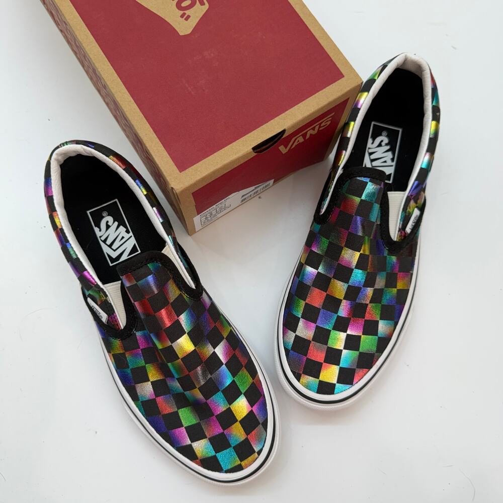 LIKE NEW VANS Classic Slip On Sneaker in Iridescent Check 9
